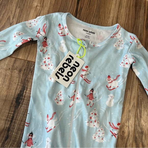 NWT NEON REBELS Baby Carson Holiday Footie Pajama, Ski Pups - Picture 7 of 7